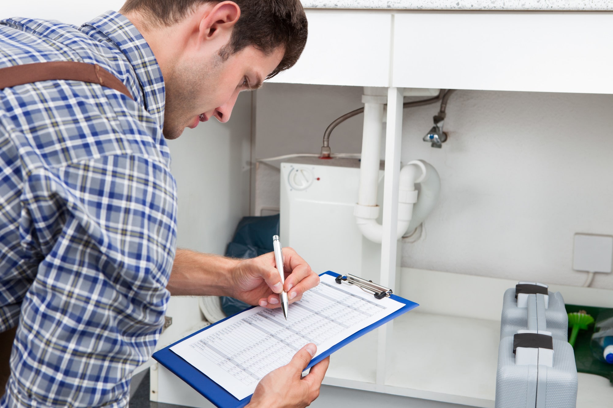 4 Common Property Maintenance Errors to Avoid for Landlords